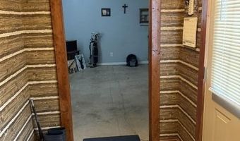 901 E 5th St, Altamont, KS 67330