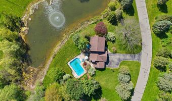 100 Rollingbrook NE, Ada, MI 49301