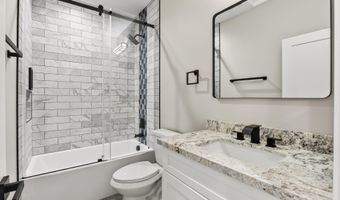 16 E Davis Ln, Avondale, AZ 85323