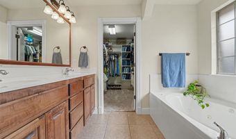 808 Sheryl Ln, Altus, OK 73521