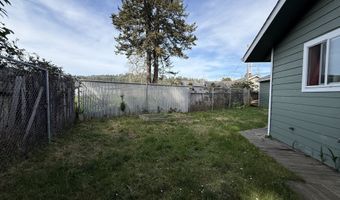 515 PACIFIC Ave, Brookings, OR 97415