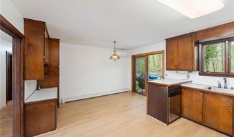 35 Bow Run, Narragansett, RI 02874