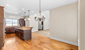 216 COLUMBINE St, Alpine, WY 83128