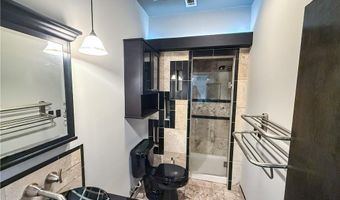 111 S 22nd St 23, Bentonville, AR 72712