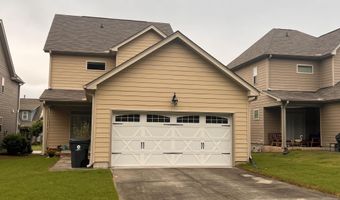 2821 Haw River Trl, Apex, NC 27502