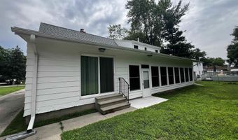 2682 Elmwood, Adrian, MI 49221