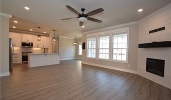42 Tummell Dr, Bella Vista, AR 72715