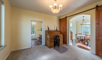 757 NEWPORT Ave SW, Bandon, OR 97411