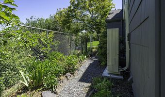 45 Brooks Ln, Ashland, OR 97520