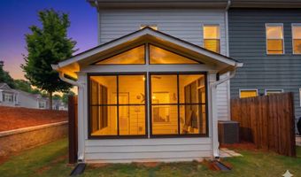 204 Cranston Dr, Ball Ground, GA 30107