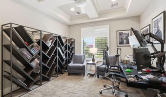525 W HARMONY Pl, Chandler, AZ 85248
