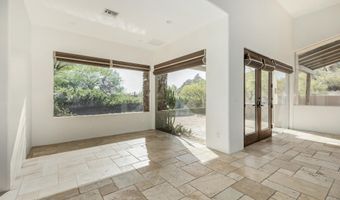 2208 N SAGEBRUSH Ln, Carefree, AZ 85377