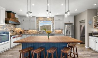 2051 Stove Prairie Rd, Bellvue, CO 80512