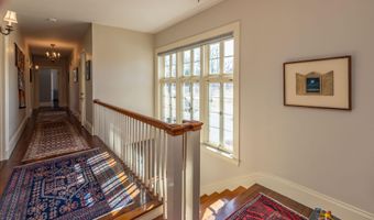 18 Bayside Dr, Belfast, ME 04915