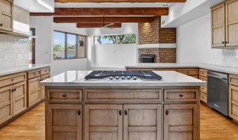 2304 FOX TAIL Trl, Carefree, AZ 85377