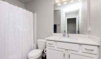 4018 NE 5th St, Ankeny, IA 50021