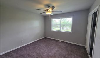 1204 NW 2nd St, Bentonville, AR 72712