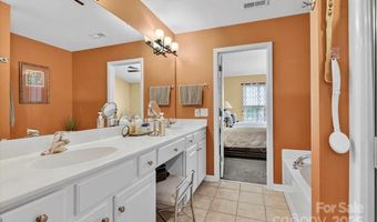 10044 Blakeney Preserve Drive Unit 161/A 161/A, Charlotte, NC 28277