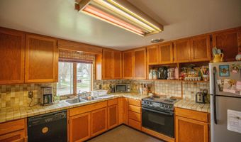 120 S Woodworth St, Algona, IA 50511