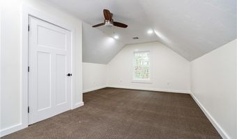 247 Glen Hill Dr, North Kingstown, RI 02874