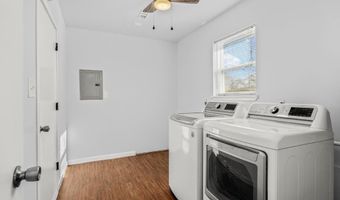 904 SE 4th St, Bentonville, AR 72712