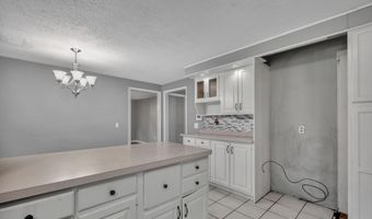 2 Sequoia Dr, Cromwell, CT 06416