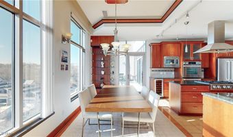 21 Furnace St 805, Akron, OH 44308