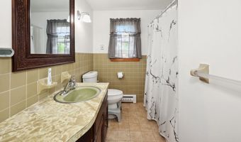 59 Litchfield Ln, Bristol, CT 06010