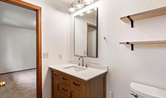 3930 Eric Cir, Anchorage, AK 99507