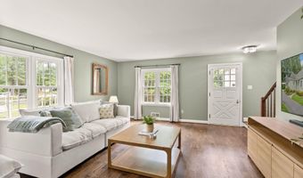 7551 MARSHALL Dr, Annandale, VA 22003