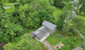 30 Lake Rd, Columbia, CT 06237