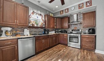 963 Schwan Ct, Biloxi, MS 39530