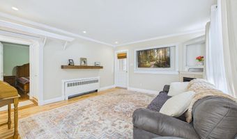 38 Mary Carroll St, Auburn, ME 04210