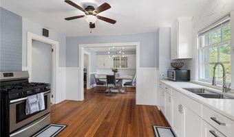 12 Blackstone St, Cumberland, RI 02864