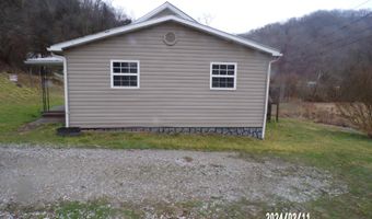 7048 Ky Rt 2030, Banner, KY 41603