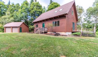 29 Roundy Brook Rd, Burke, VT 05871