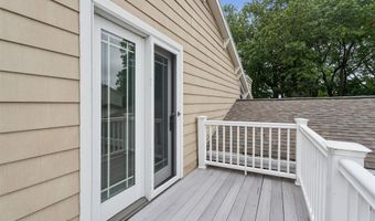 1331 N BRIARCLIFF Dr, Appleton, WI 54915