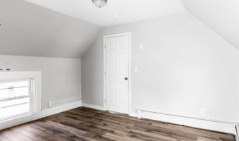 106 Parker St, Bangor, ME 04401