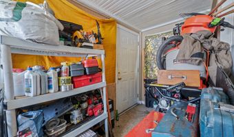 380 Harlem Ave, Bridgeport, CT 06606