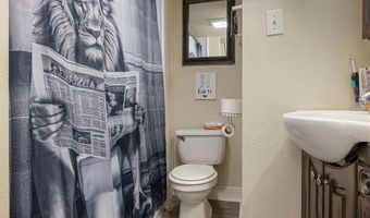 17 N KIRKWOOD St, Dover, DE 19904