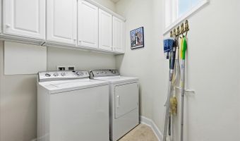 44397 OAKMONT MANOR Sq, Ashburn, VA 20147