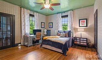 2100 The Plaza Rd, Charlotte, NC 28205