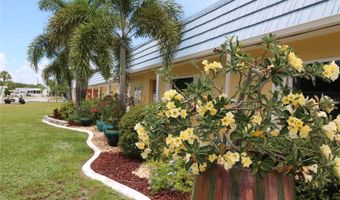194 S PORT ROYAL Ln, Apollo Beach, FL 33572