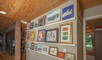364 E 1600 Rd, Baldwin City, KS 66006