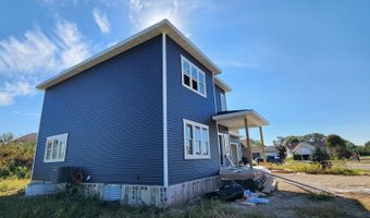 404 Chad Trl, Arlington, WI 53911