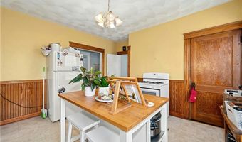 39 Ferncliff Ave, North Providence, RI 02911
