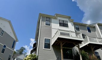 61 Brentwood Cir 66, Danbury, CT 06810