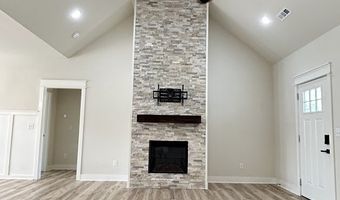 27 Shropshire Dr, Bella Vista, AR 72714