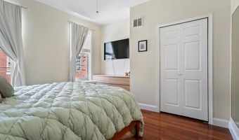 138 MERCY St, Philadelphia, PA 19148