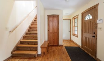 13 Woodridge Dr, Barkhamsted, CT 06063